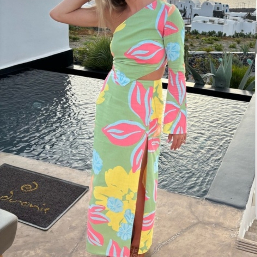 Vibrant One Shoulder Floral 2 Piece Set